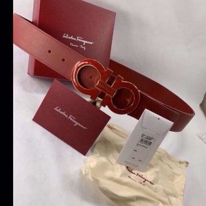 Brand new Ferragamo belt size 40 fits 32-42